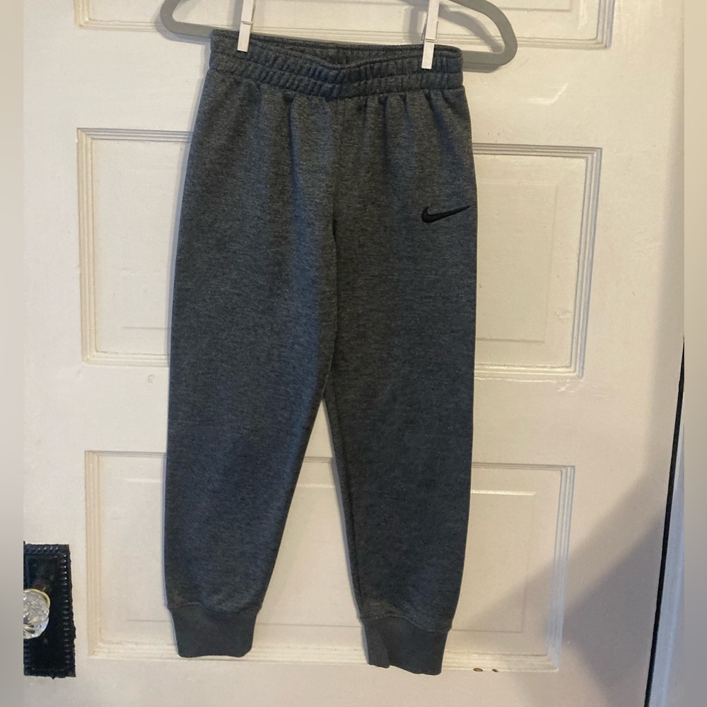 Nike Boys SZ 7 Dri-Fit Joggers